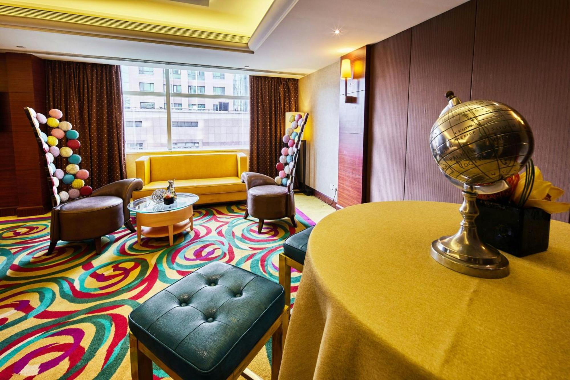 Renaissance Pudong 5* Шанхай