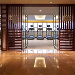 Renaissance Shanghai Pudong Hotel 